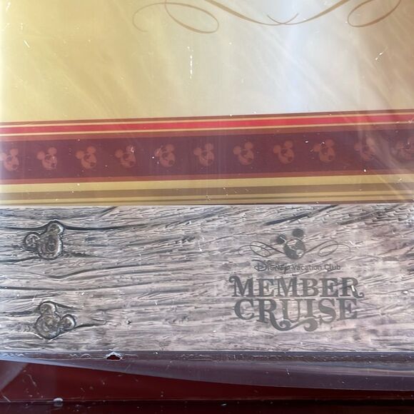 Disney Vacation Club Member Cruise Picture Photo Frame Welcome Home 2016 NIB 9x7 - Picture 5 of 12